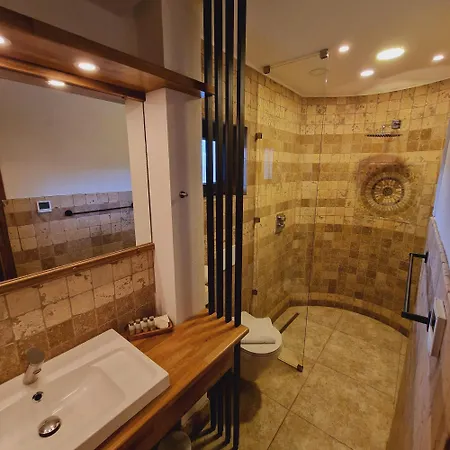Plai Din Bran Lodge